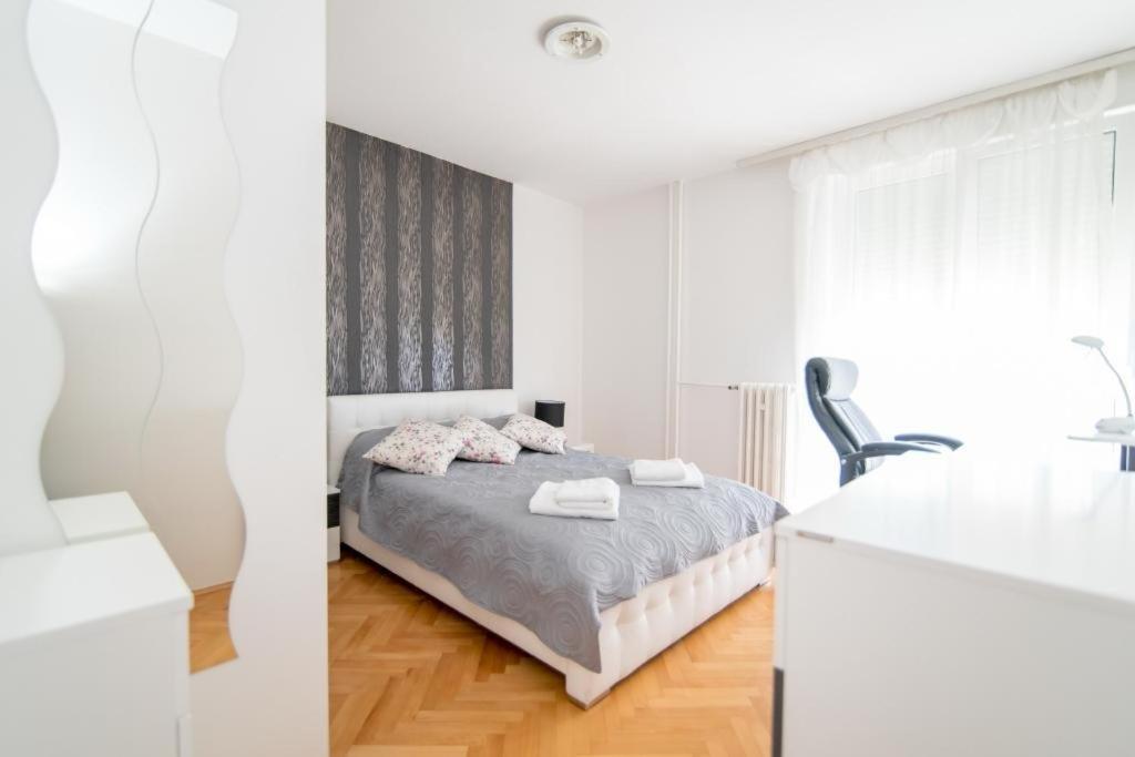 Apartment Anteo Split Exterior photo