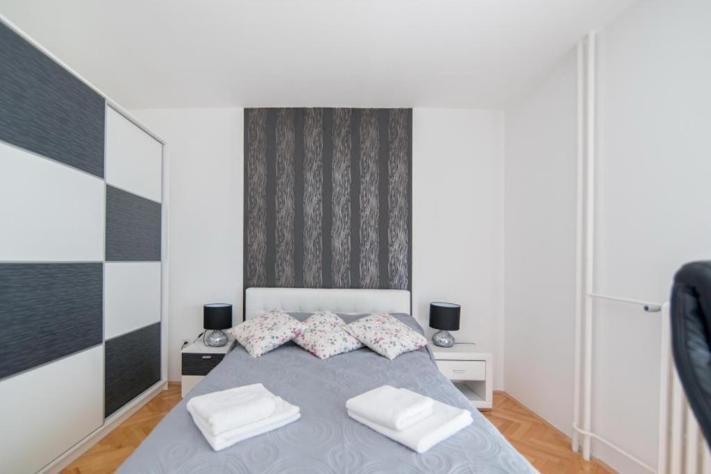 Apartment Anteo Split Exterior photo