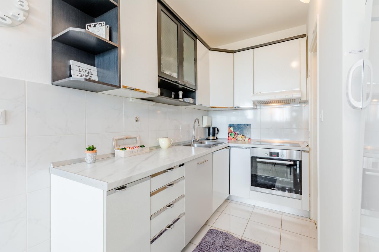Apartment Anteo Split Exterior photo
